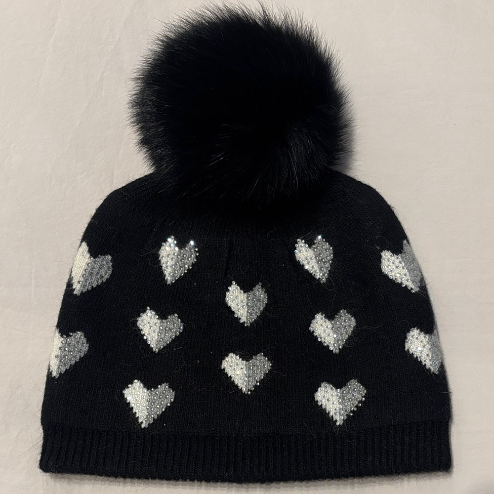 Women’s stocking hat! Black with gray/white/cream hearts